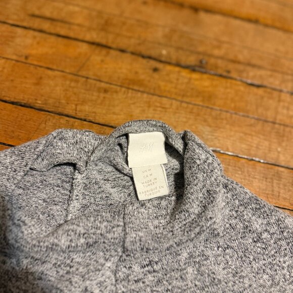 Heather Gray Women's Sweater Top - Picture 3 of 3